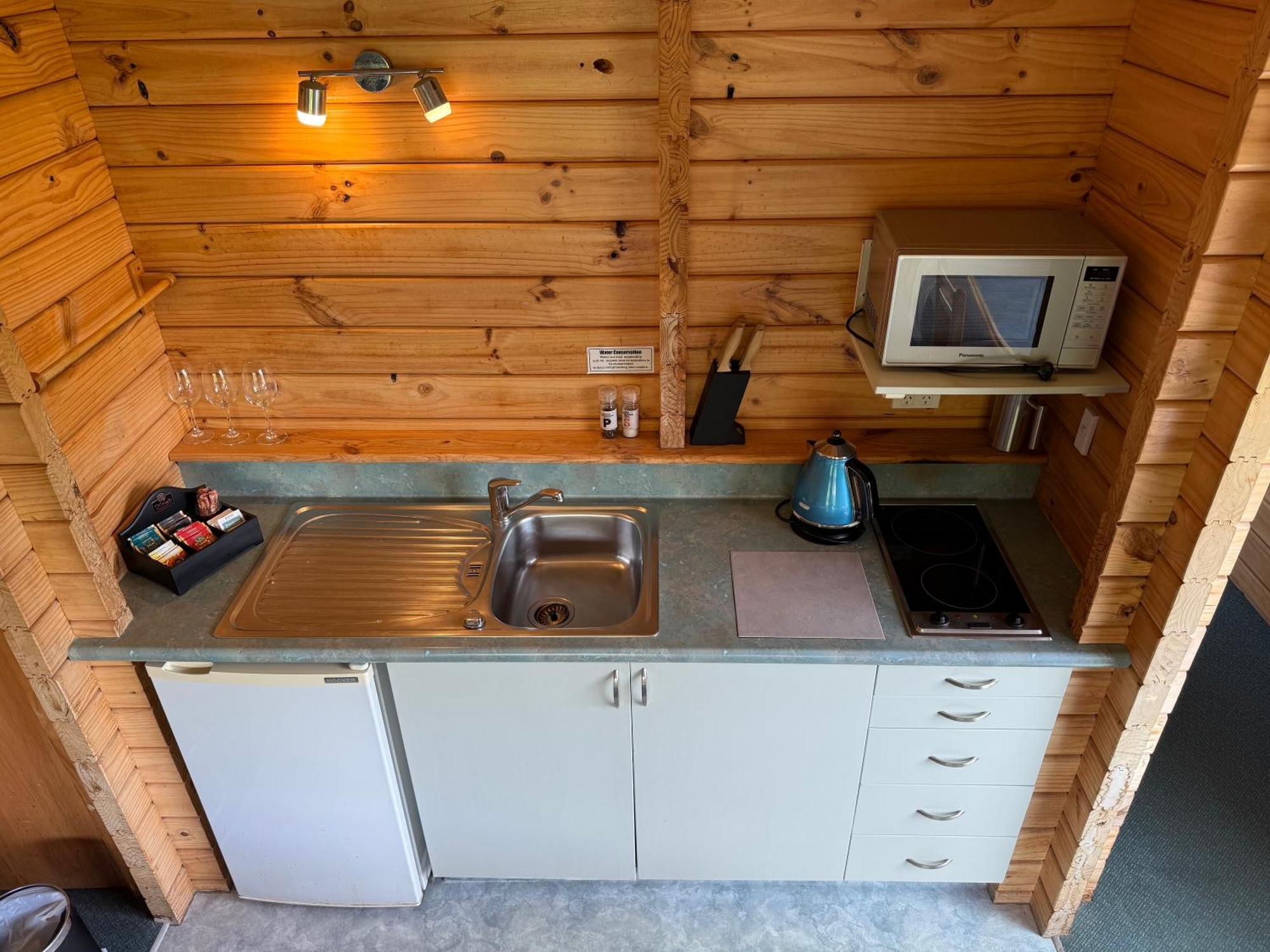 Paparoa Park Motel ปูนาไกกิ ภายนอก รูปภาพ