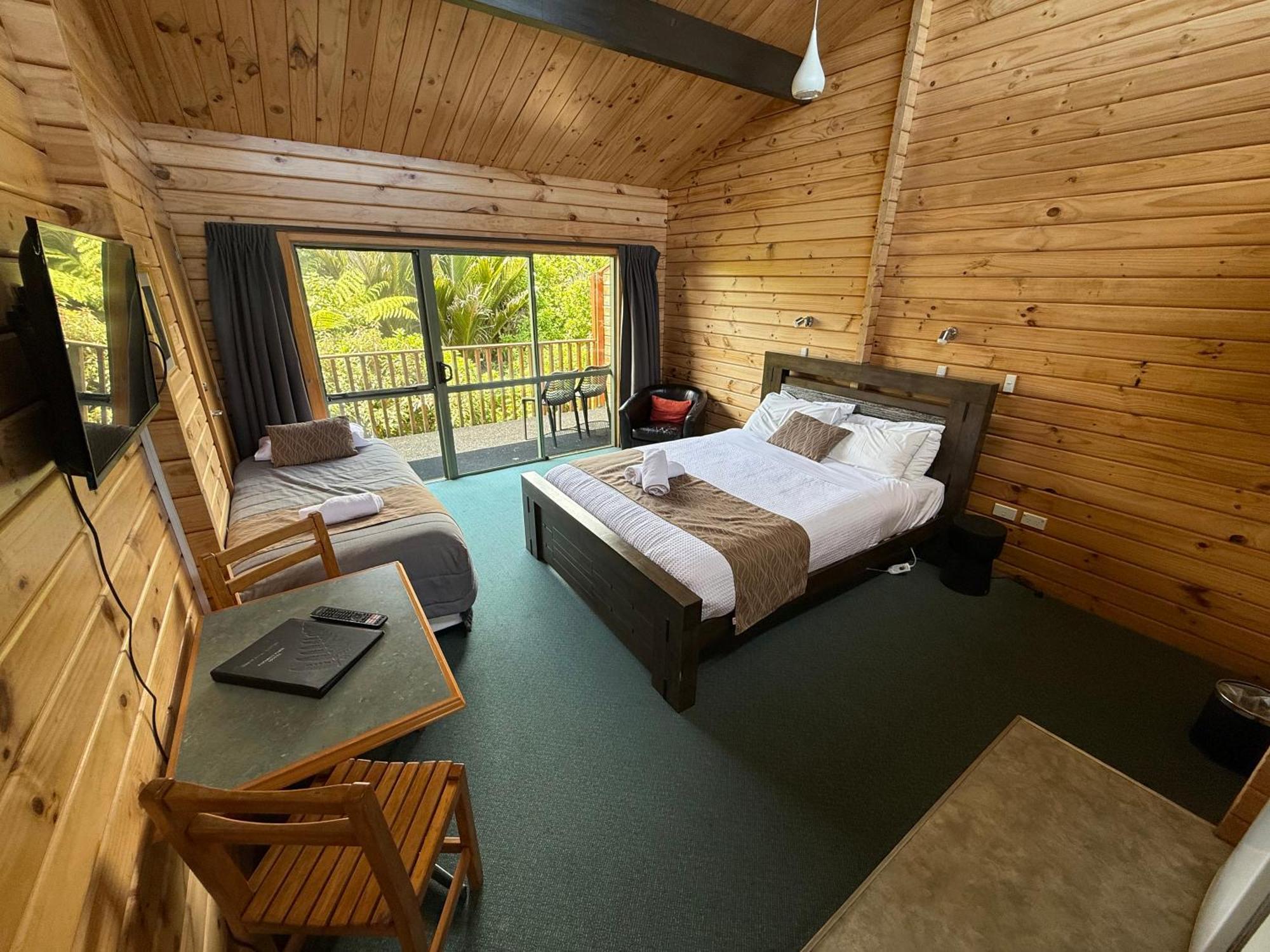 Paparoa Park Motel ปูนาไกกิ ภายนอก รูปภาพ