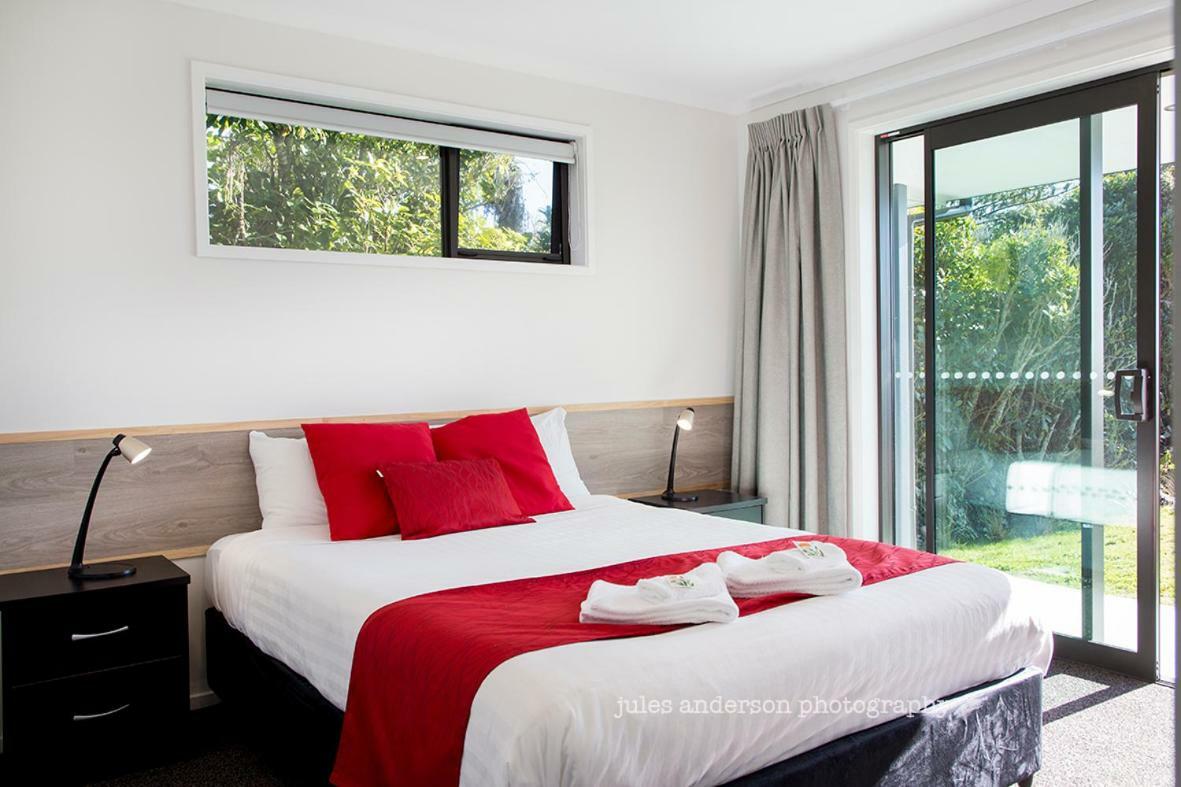 Paparoa Park Motel ปูนาไกกิ ภายนอก รูปภาพ